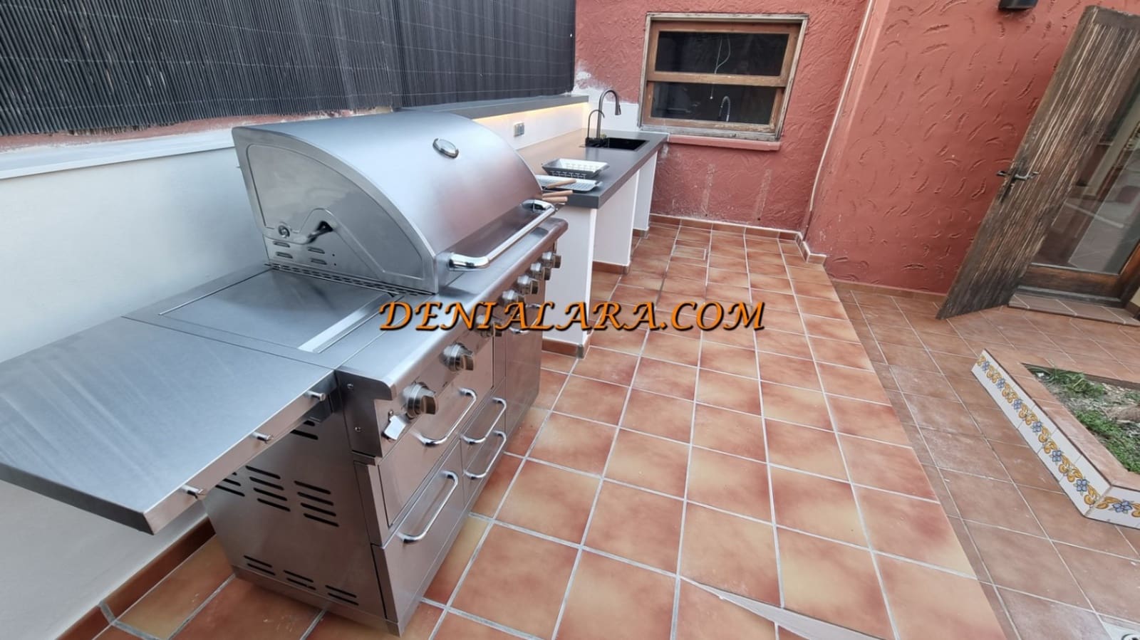 3 chambre Villa/Maison à vendre à Denia avec piscine garage - 1 045 000 € (Ref: 8497477)