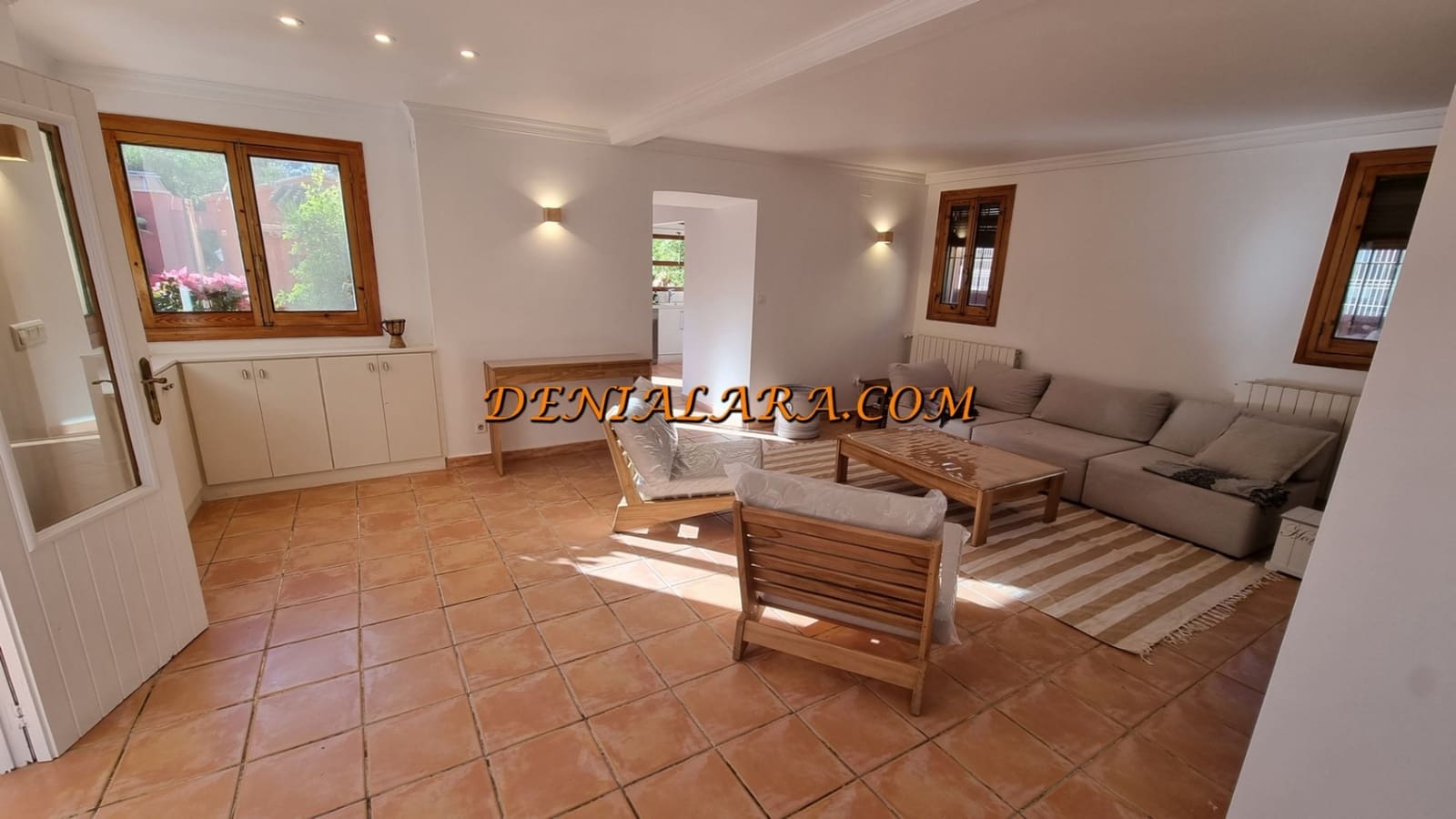 3 chambre Villa/Maison à vendre à Denia avec piscine garage - 1 045 000 € (Ref: 8497477)