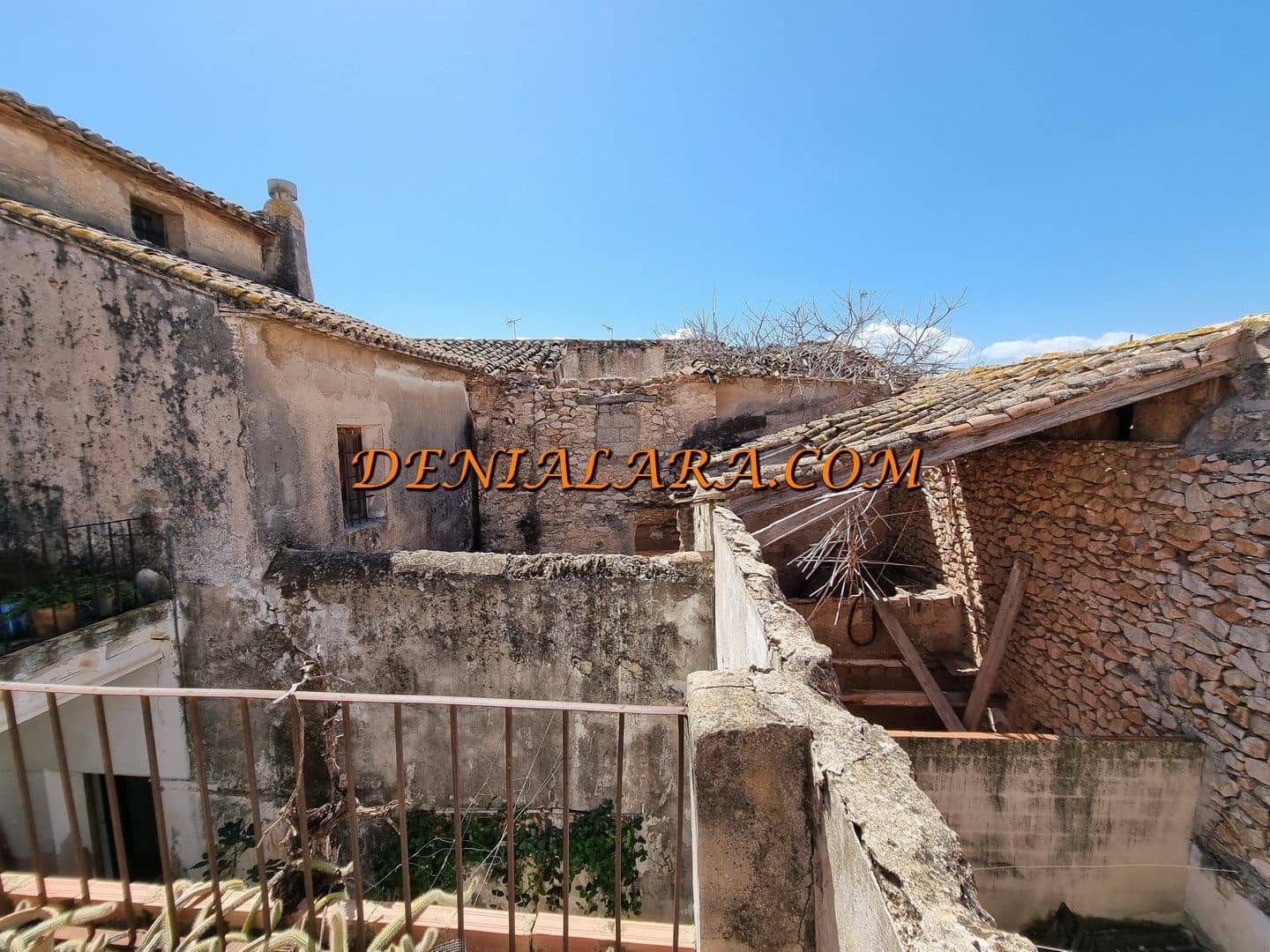 7 soverom Hus til salgs i El Vergel / Verger med garasje - € 199 999 (Ref: 8510642)