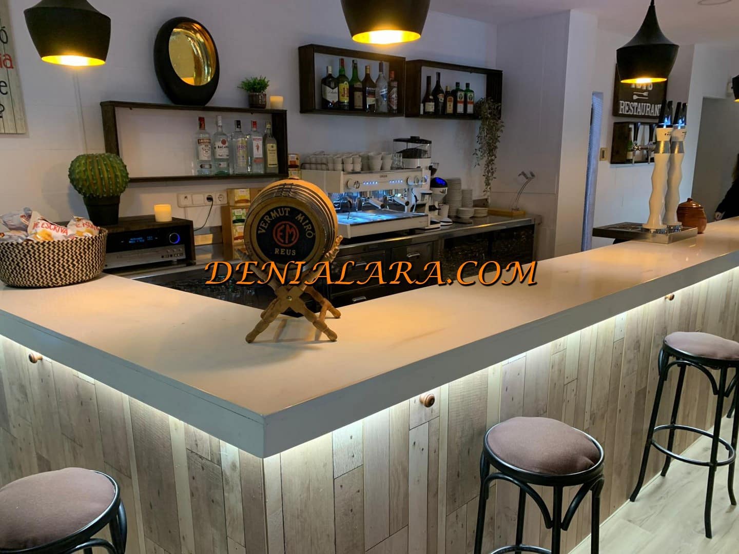 Restaurant/Bar til leje i Pedreguer - € 700 (Ref: 8521004)