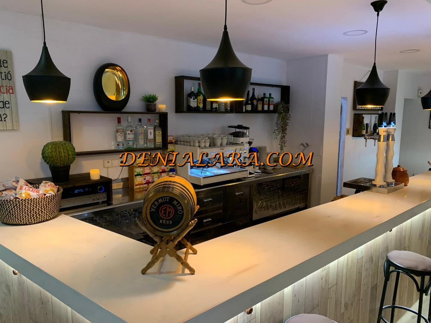 Restaurant/Bar til leje i Pedreguer - € 700 (Ref: 8521004)