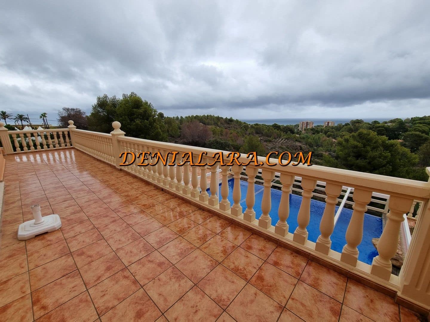 2 soveværelse Villa til salg i Denia med swimmingpool garage - € 775.000 (Ref: 8607795)