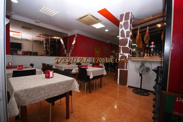 Commercial for sale in Dénia - € 152,000 (Ref: 8609598)