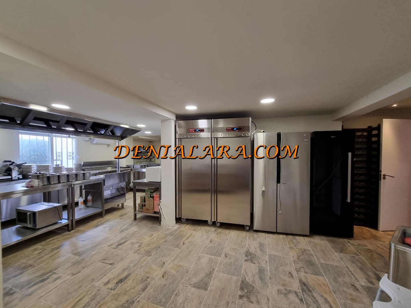 Restaurant/Bar til salg i Denia med garage - € 950.000 (Ref: 8617627)