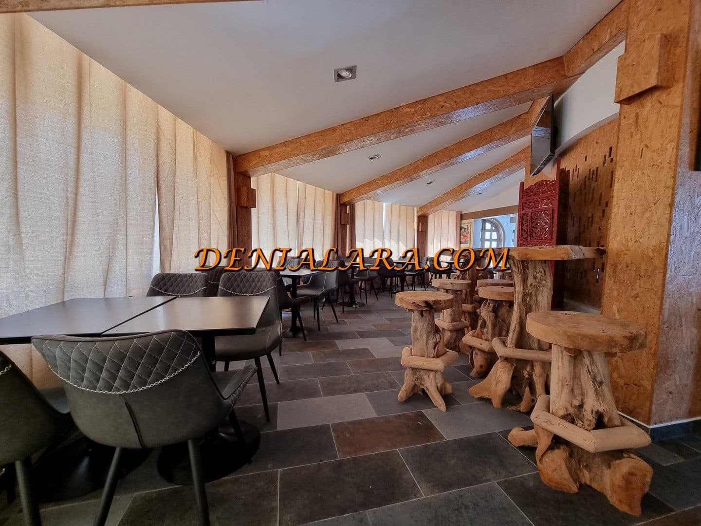 Restaurant/Bar til salg i Denia med garage - € 950.000 (Ref: 8617627)