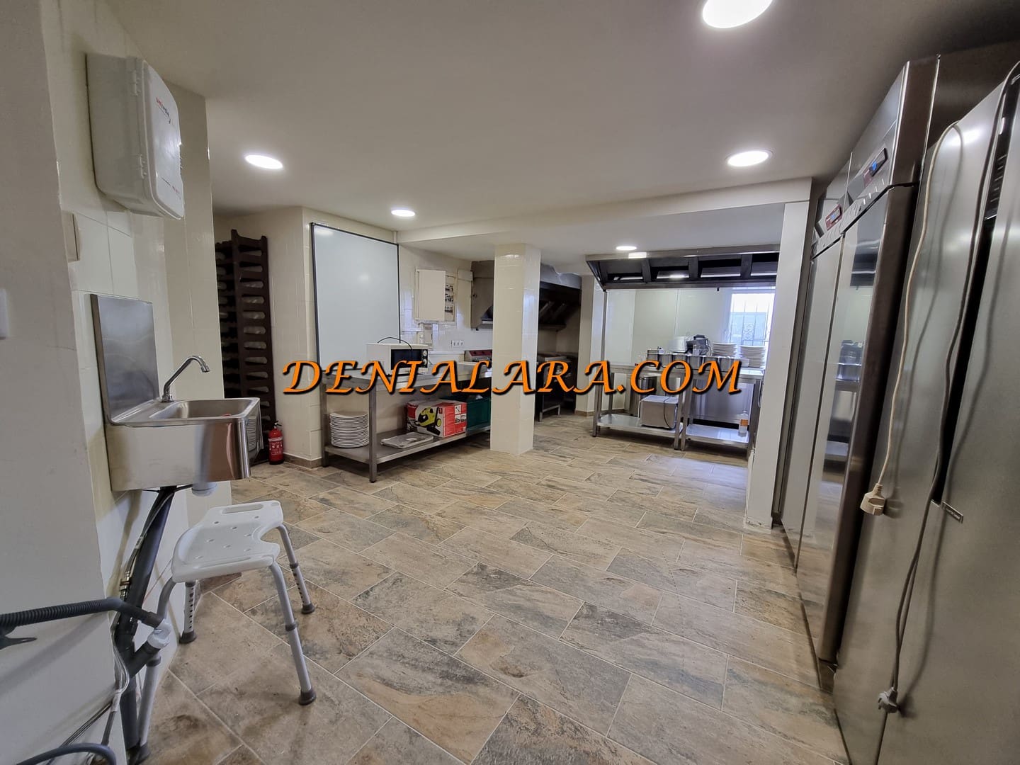 Restaurant/Bar til salg i Denia med garage - € 950.000 (Ref: 8617627)