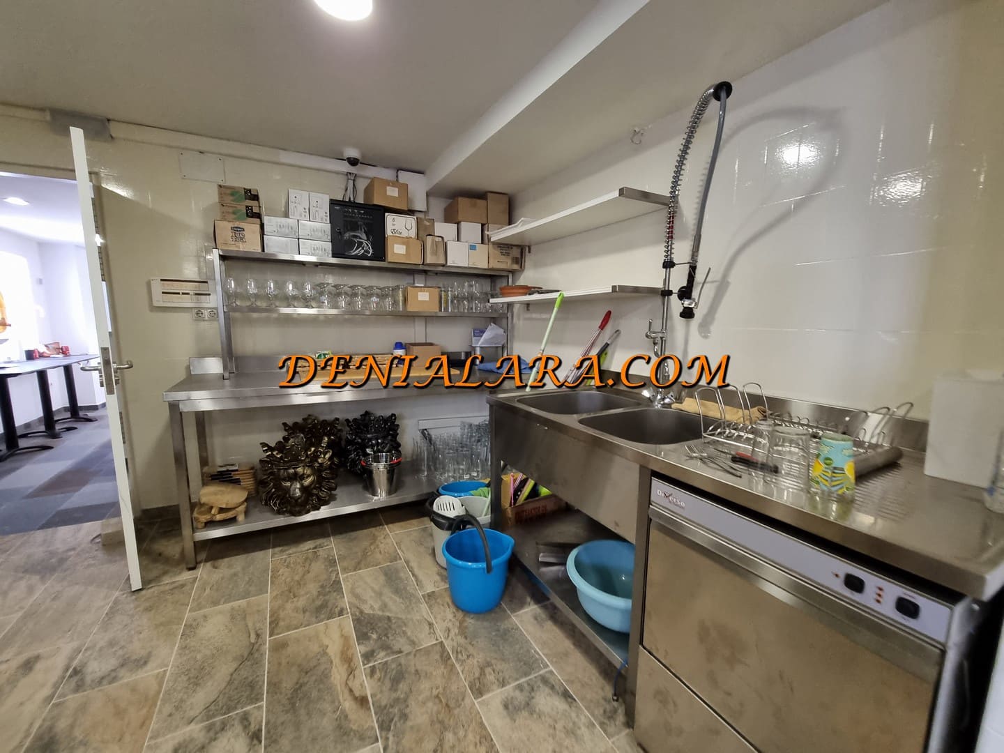 Restaurant/Bar til salg i Denia med garage - € 950.000 (Ref: 8617627)