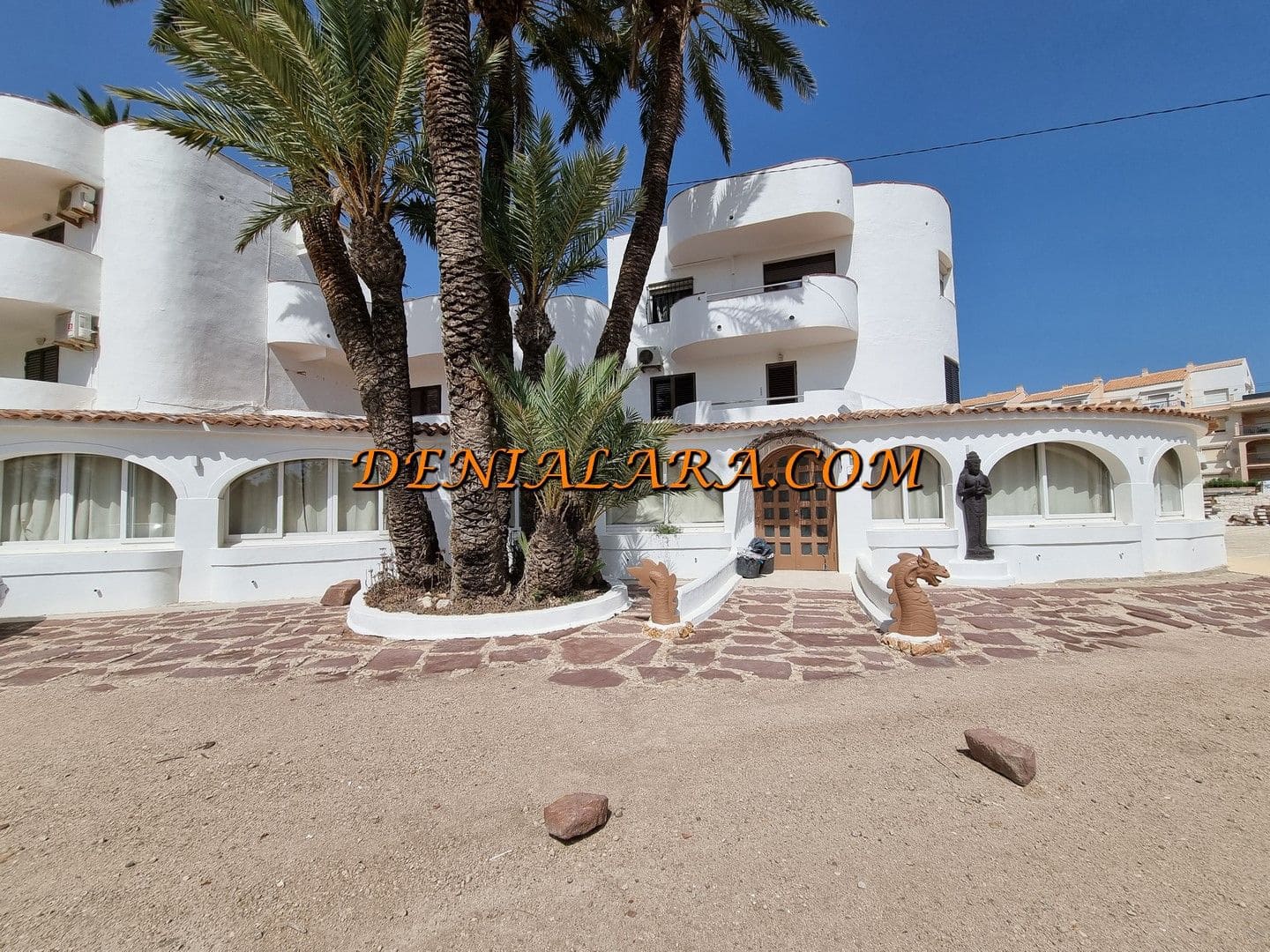 Restaurant/Bar til salg i Denia med garage - € 950.000 (Ref: 8617627)