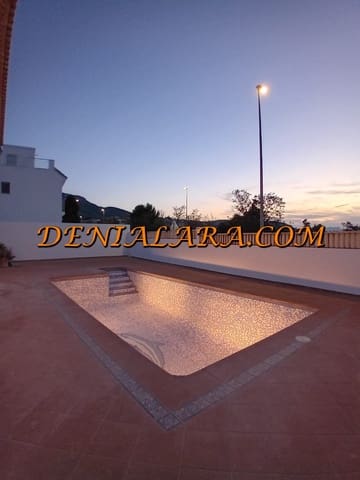 4 quarto Moradia para venda em Dénia com piscina - 609 000 € (Ref: 8617632)