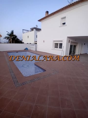 4 quarto Moradia para venda em Dénia com piscina - 609 000 € (Ref: 8617632)
