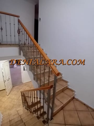 4 quarto Moradia para venda em Dénia com piscina - 609 000 € (Ref: 8617632)