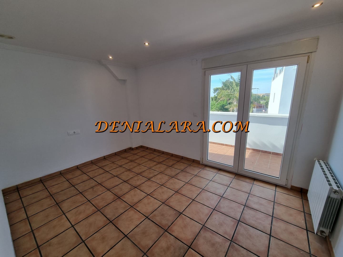 4 quarto Moradia para venda em Denia com piscina - 558 000 € (Ref: 8617632)