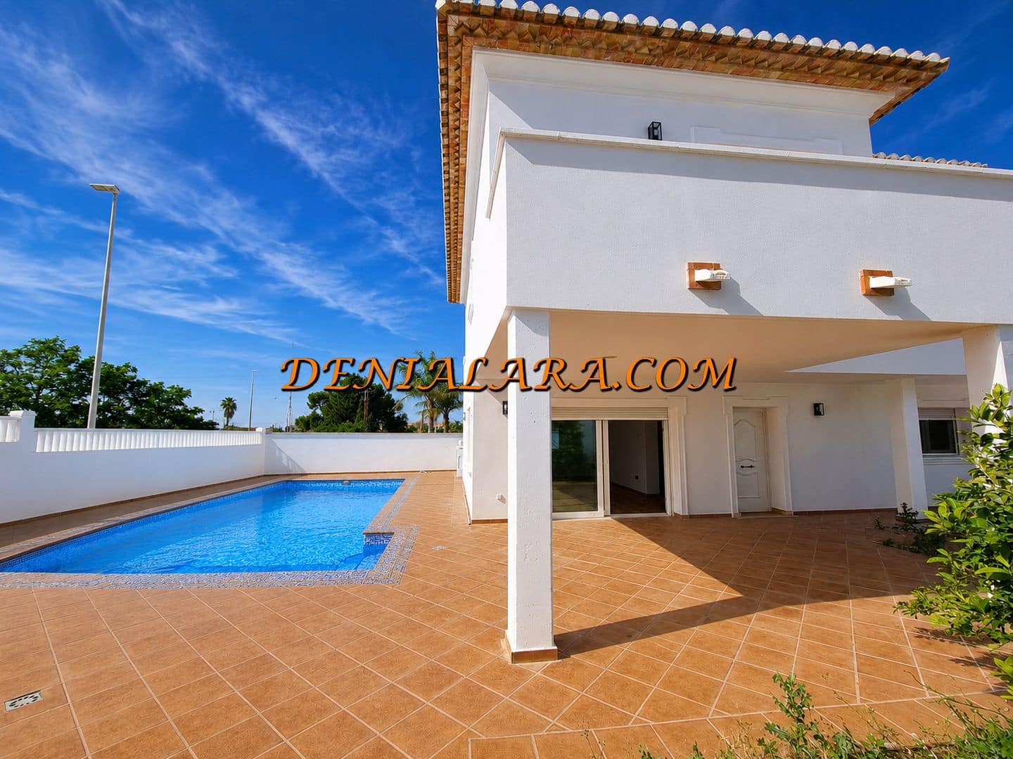 4 quarto Moradia para venda em Denia com piscina - 558 000 € (Ref: 8617632)