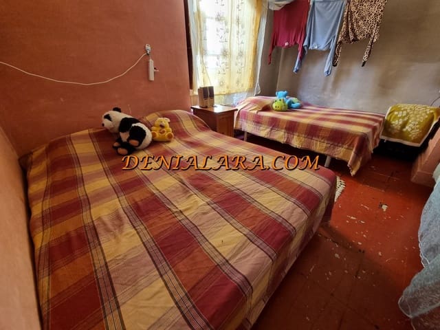 5 bedroom Townhouse for sale in Dénia - € 308,000 (Ref: 8617634)