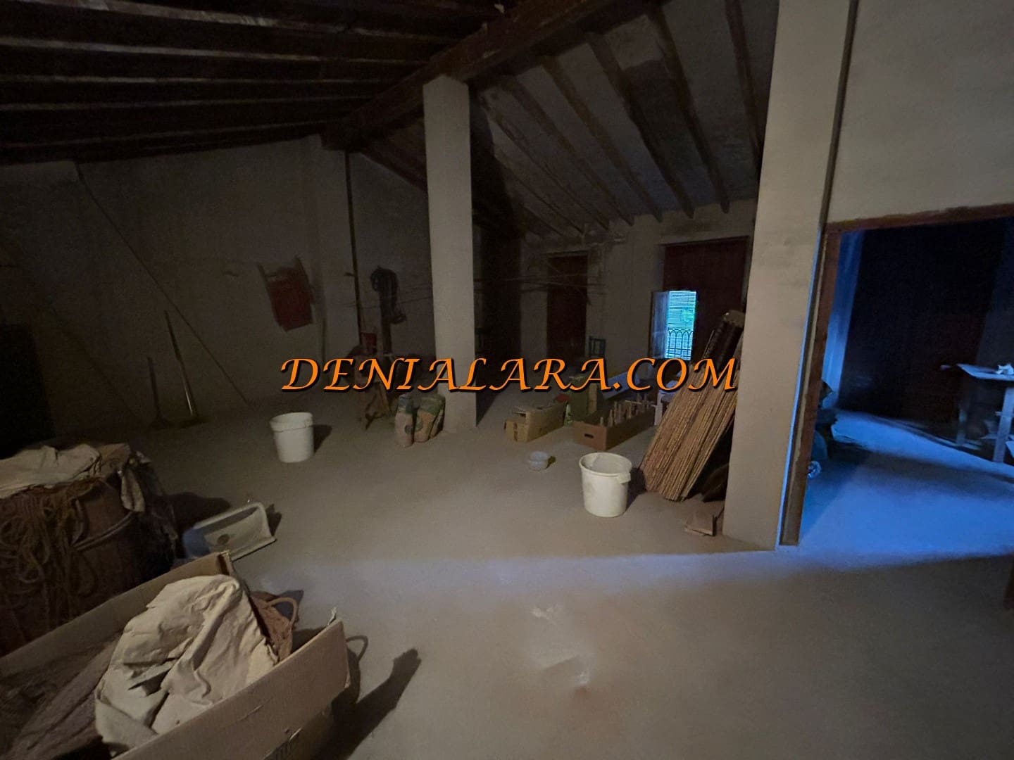 6 bedroom Townhouse for sale in Pego with garage - € 275,000 (Ref: 8623112)