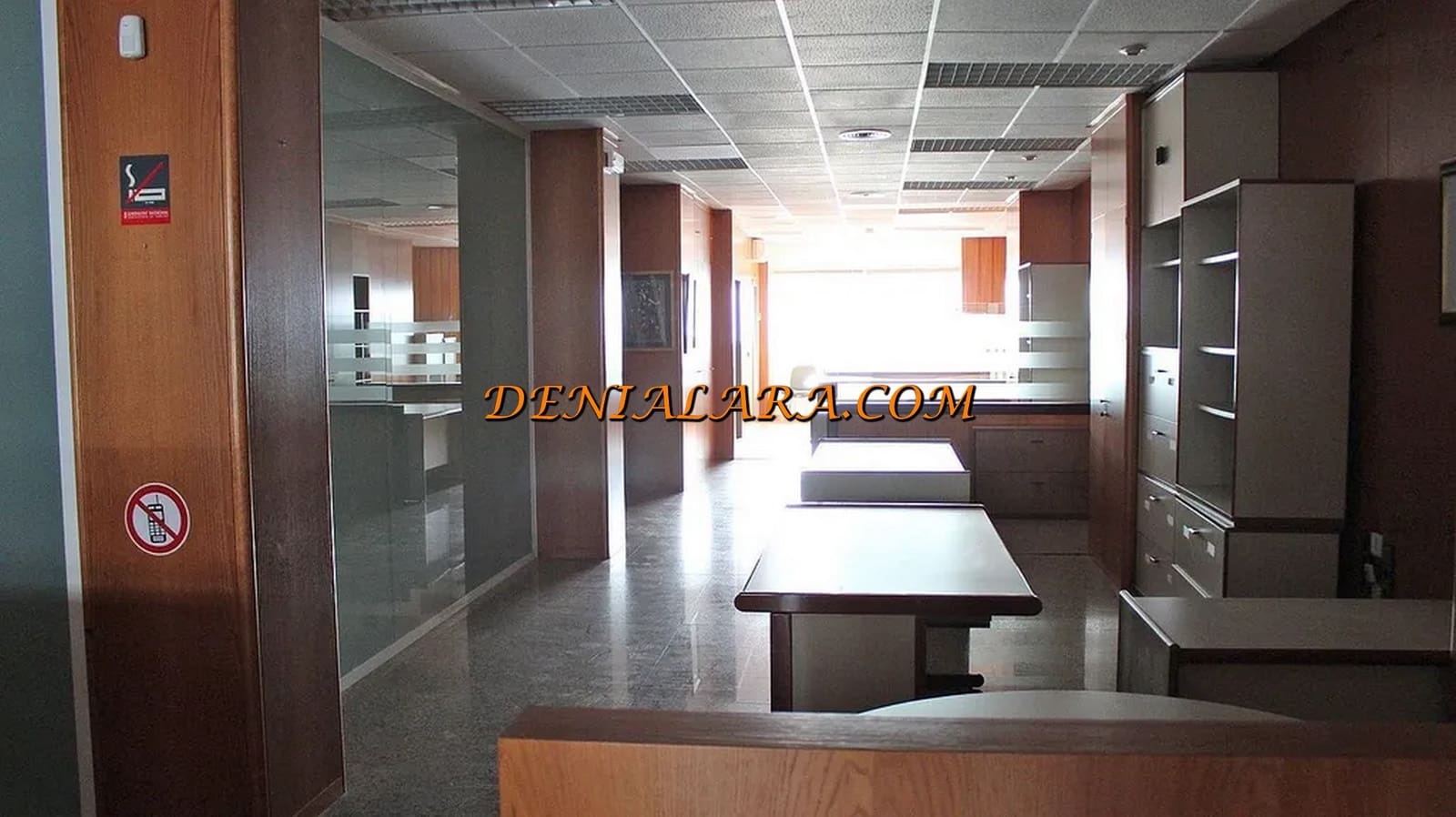 Kommersiell till salu i Denia - 445 000 € (Ref: 8623114)