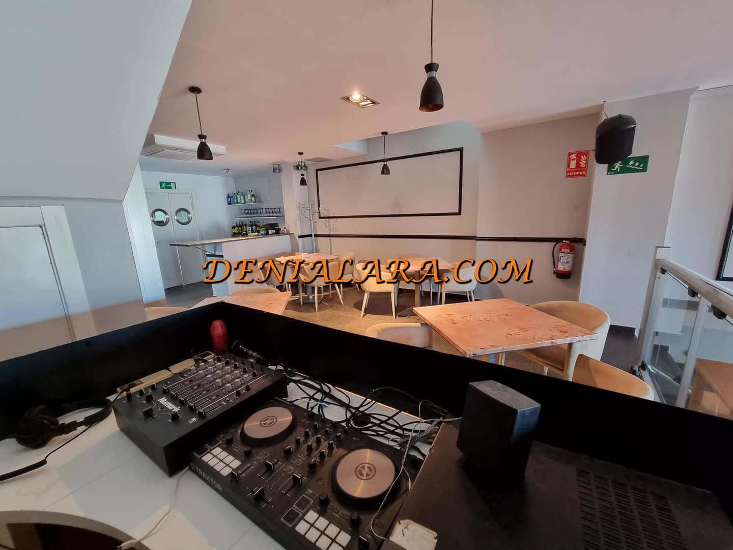 Restaurant/Bar til leje i Denia - € 3.000 (Ref: 8762729)