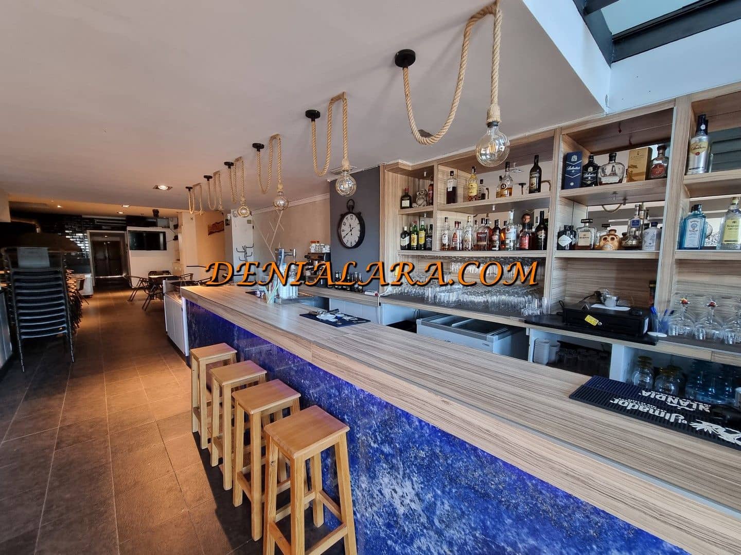 Restaurant/Bar til leje i Denia - € 3.000 (Ref: 8762729)