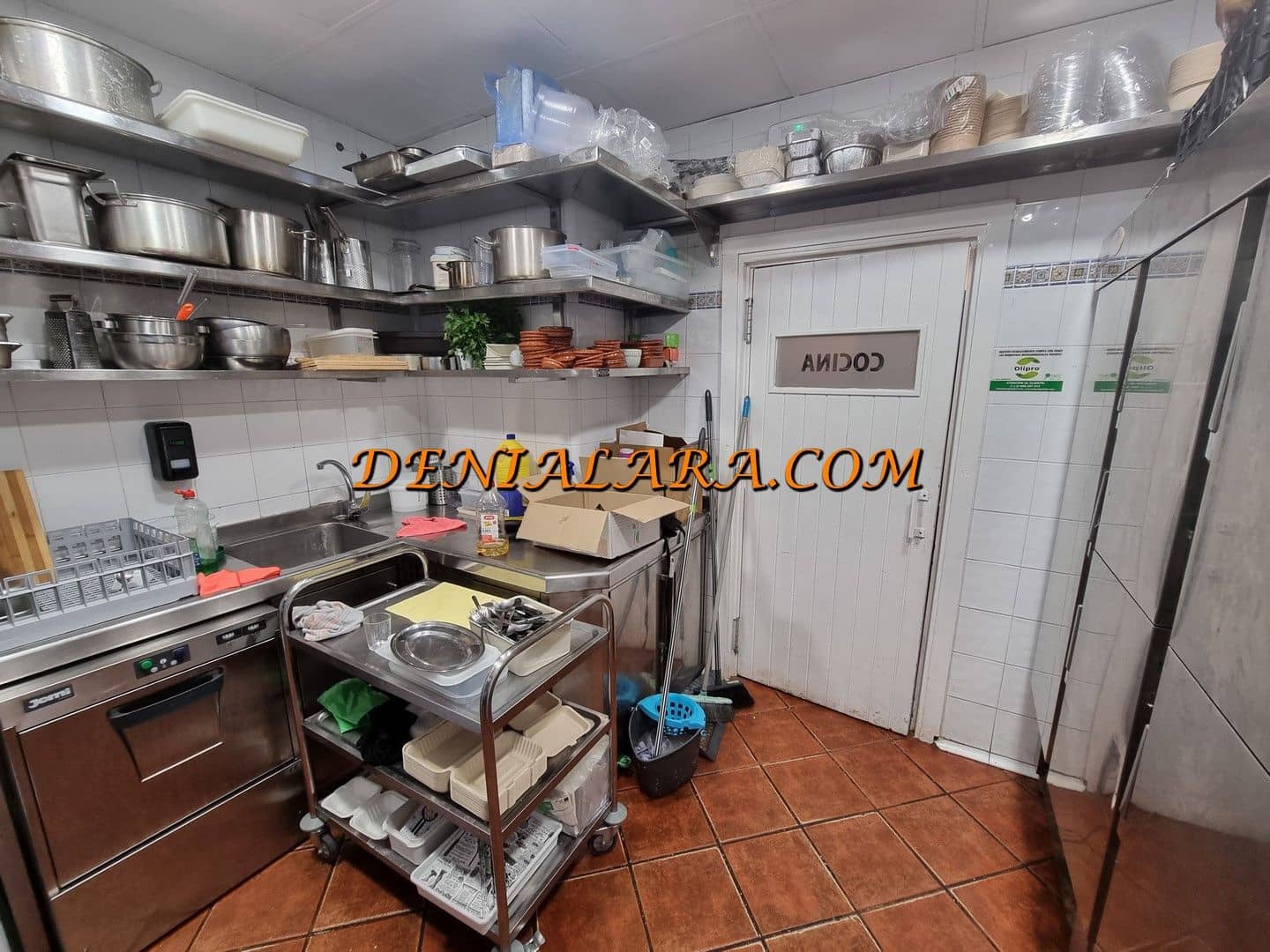 Restaurant/Bar til leje i Denia - € 3.000 (Ref: 8774640)