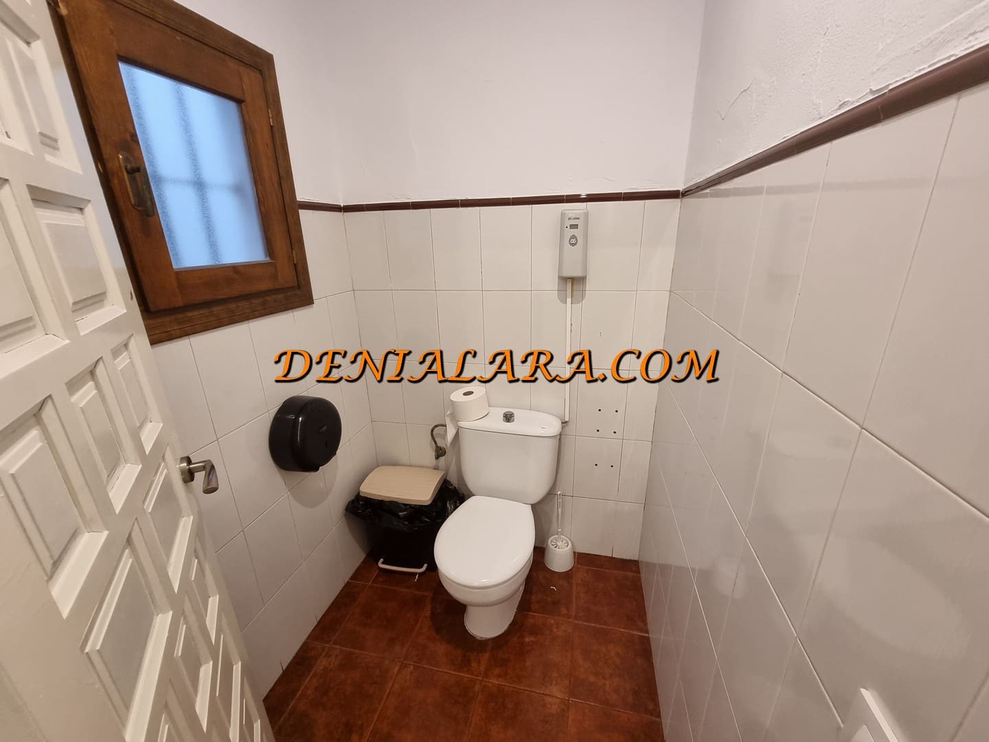 Restaurant/Bar til leje i Denia - € 3.000 (Ref: 8774640)