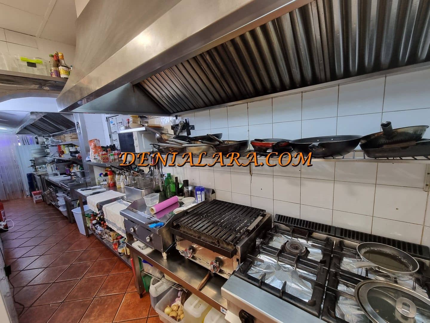 Restaurant/Bar til leje i Denia - € 3.000 (Ref: 8774640)