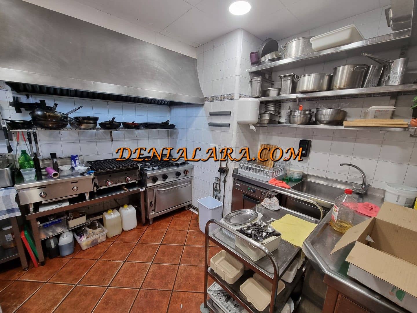 Restaurant/Bar til leje i Denia - € 3.000 (Ref: 8774640)