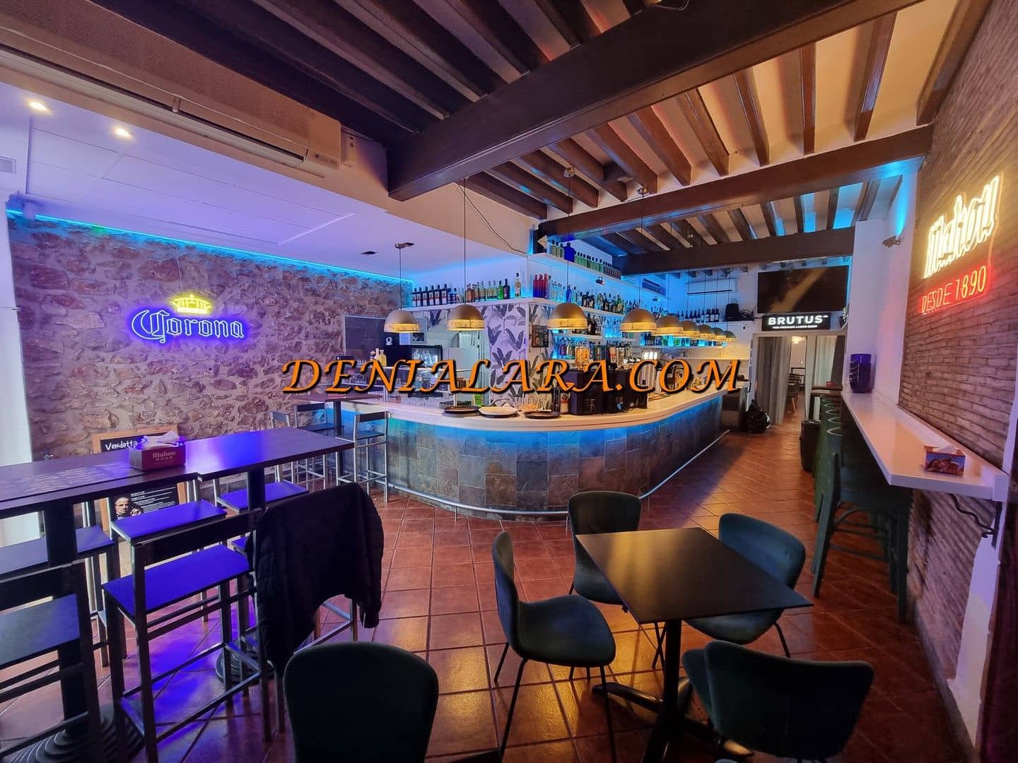 Restaurant/Bar til leje i Denia - € 3.000 (Ref: 8774640)