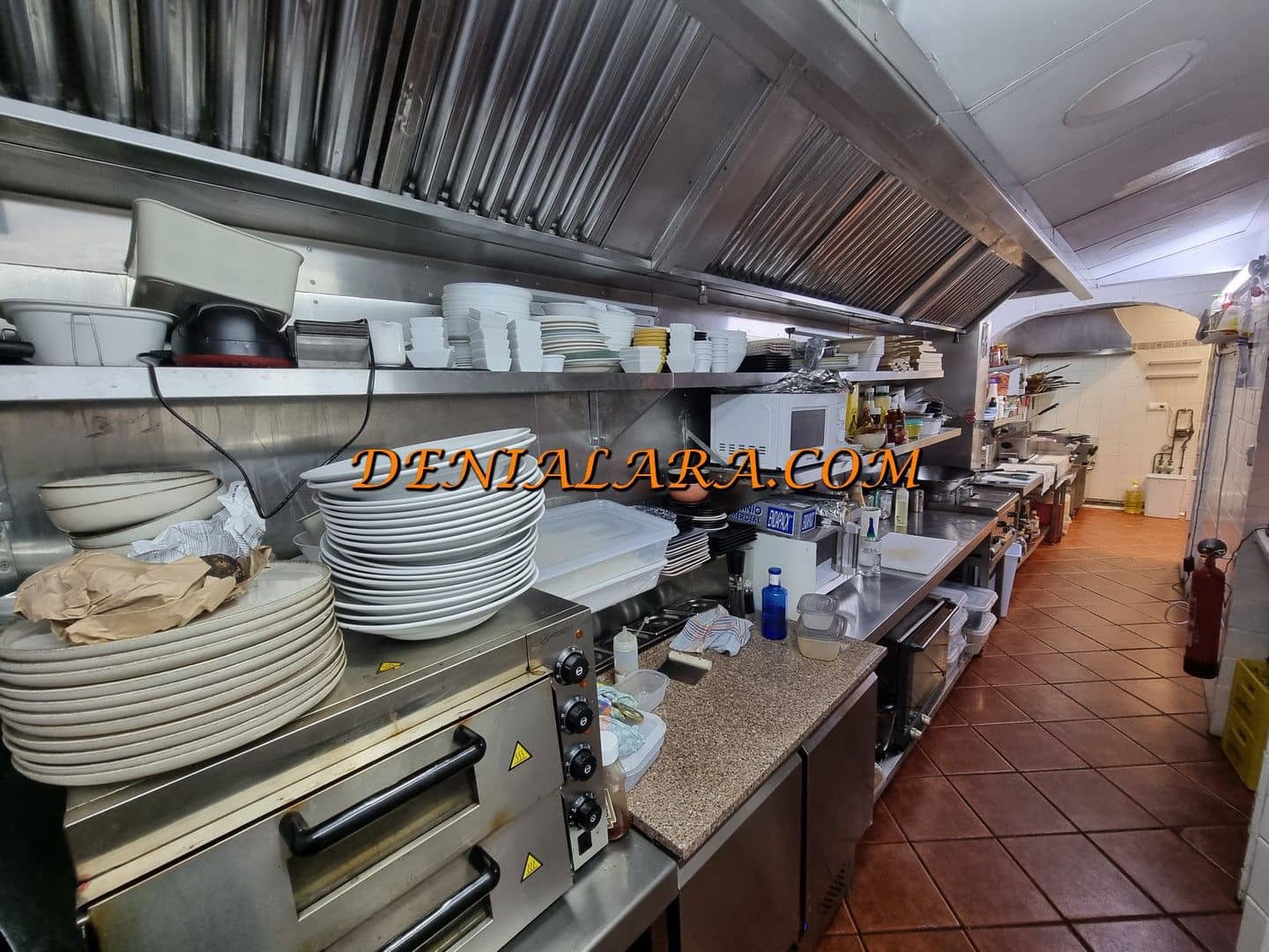 Restaurant/Bar til leje i Denia - € 3.000 (Ref: 8774640)