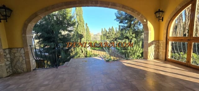 4 bedroom Finca/Country House for rent in Dénia with garage - € 1,600 (Ref: 8811913)