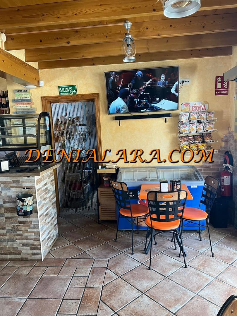 2 soveværelse Restaurant/Bar til salg i Oliva med swimmingpool - € 363.000 (Ref: 8835884)