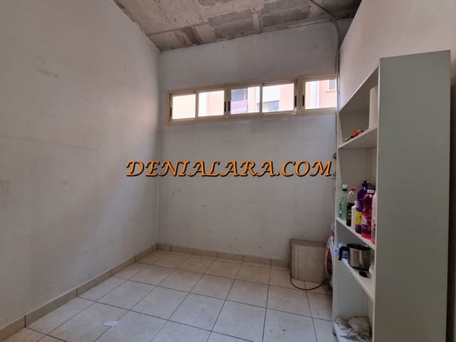 Commercial for sale in Pedreguer - € 80,000 (Ref: 8873203)