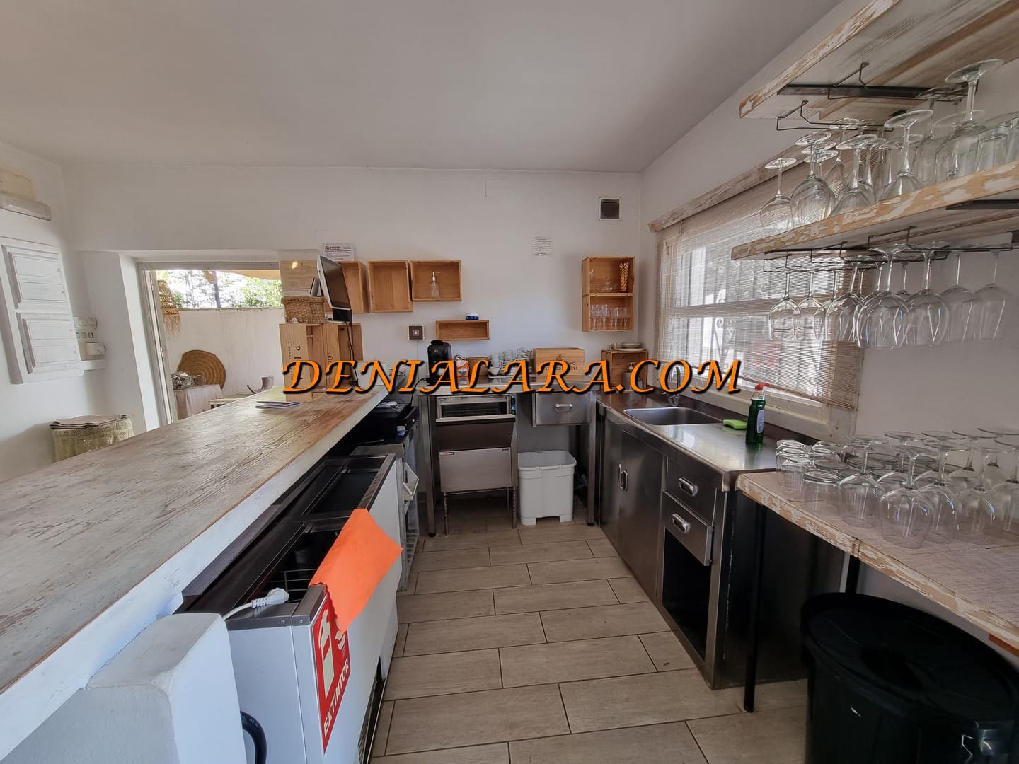 Restaurant/Bar til salg i Denia med garage - € 499.999 (Ref: 8909896)