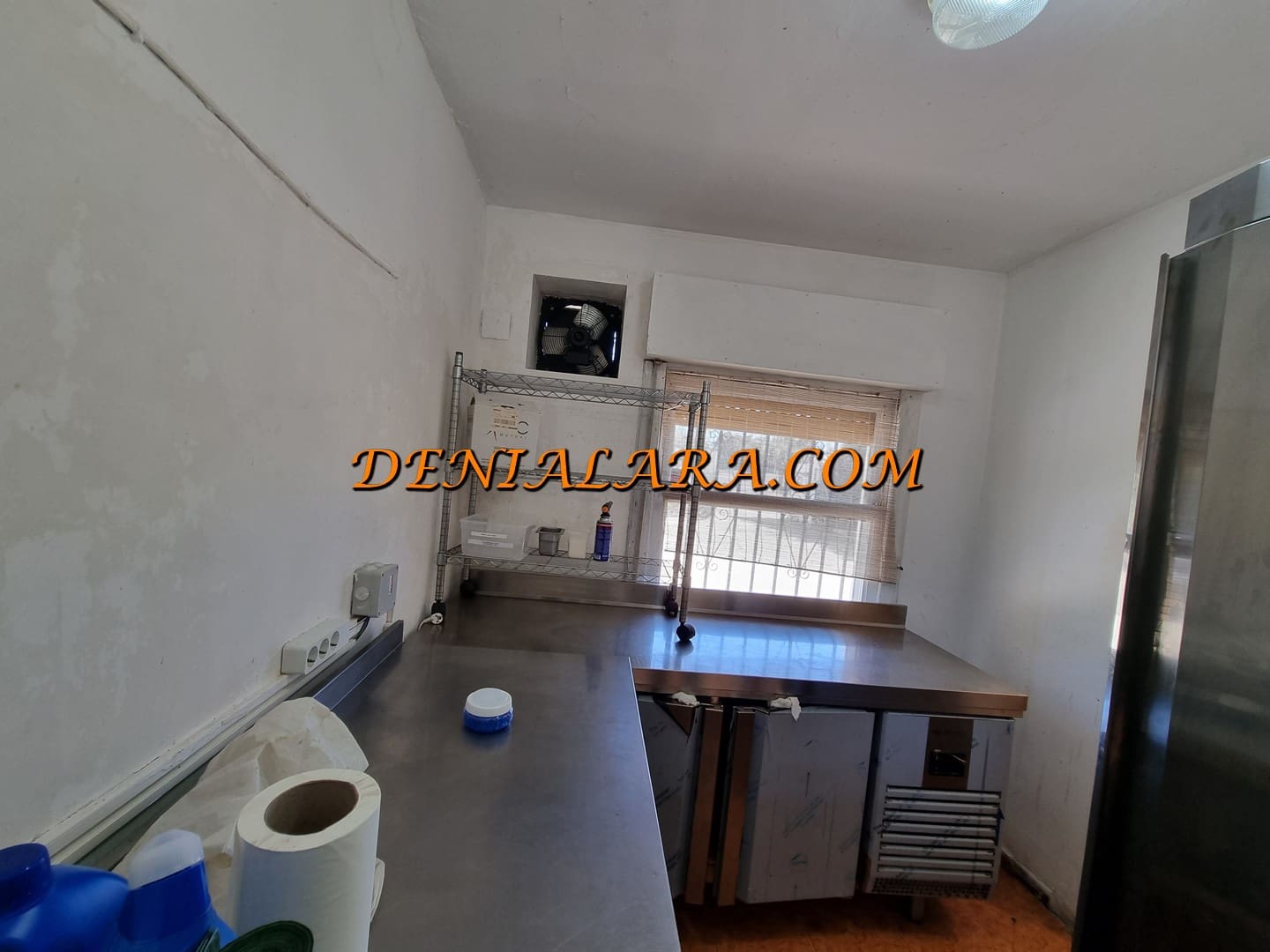 Restaurant/Bar til salg i Denia med garage - € 499.999 (Ref: 8909896)