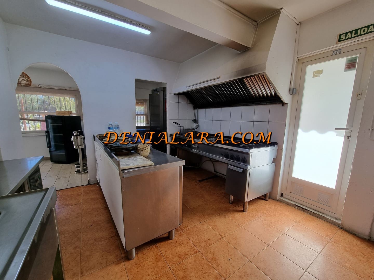 Restaurant/Bar til salg i Denia med garage - € 499.999 (Ref: 8909896)