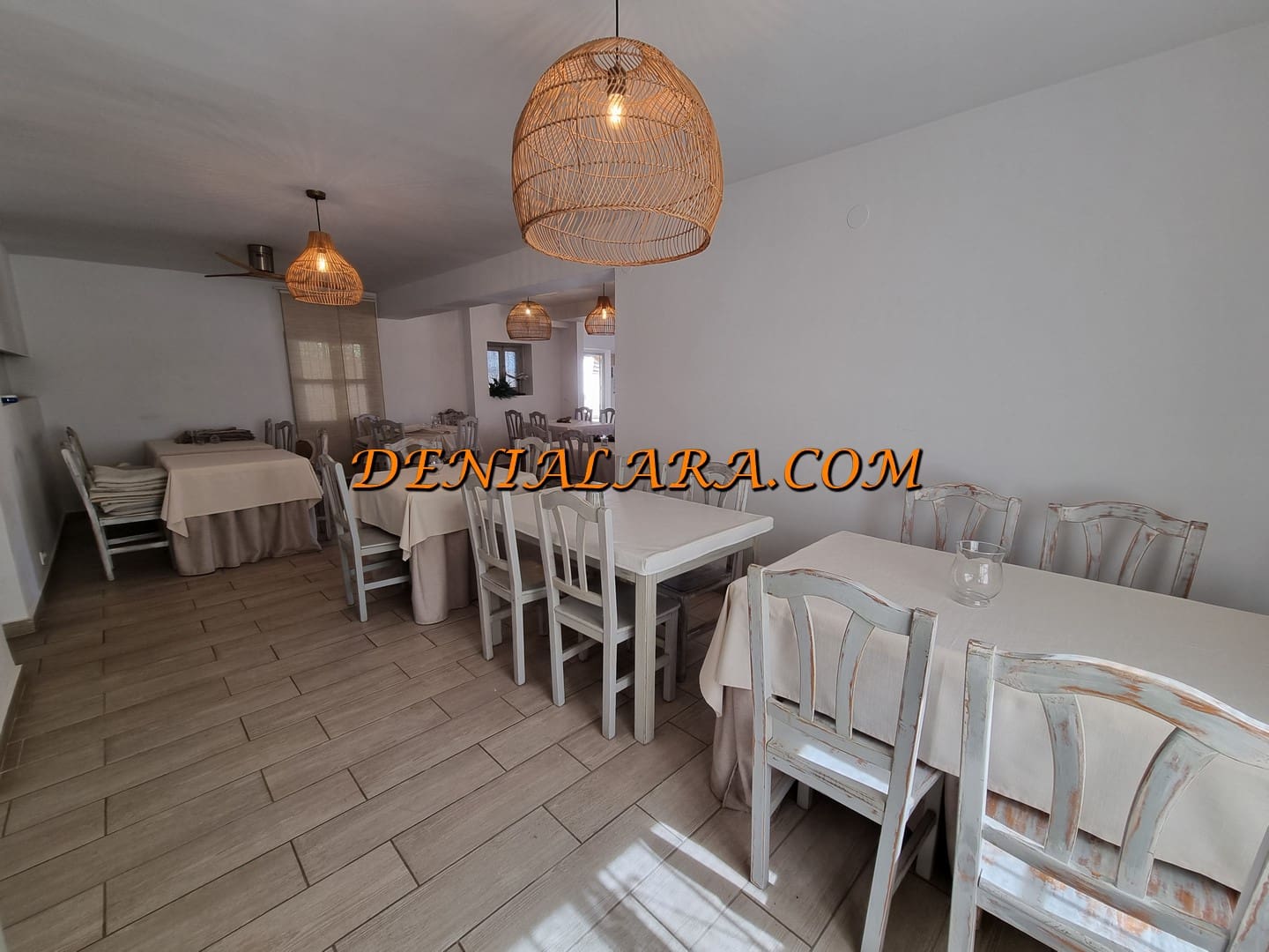 Restaurant/Bar til salg i Denia med garage - € 499.999 (Ref: 8909896)