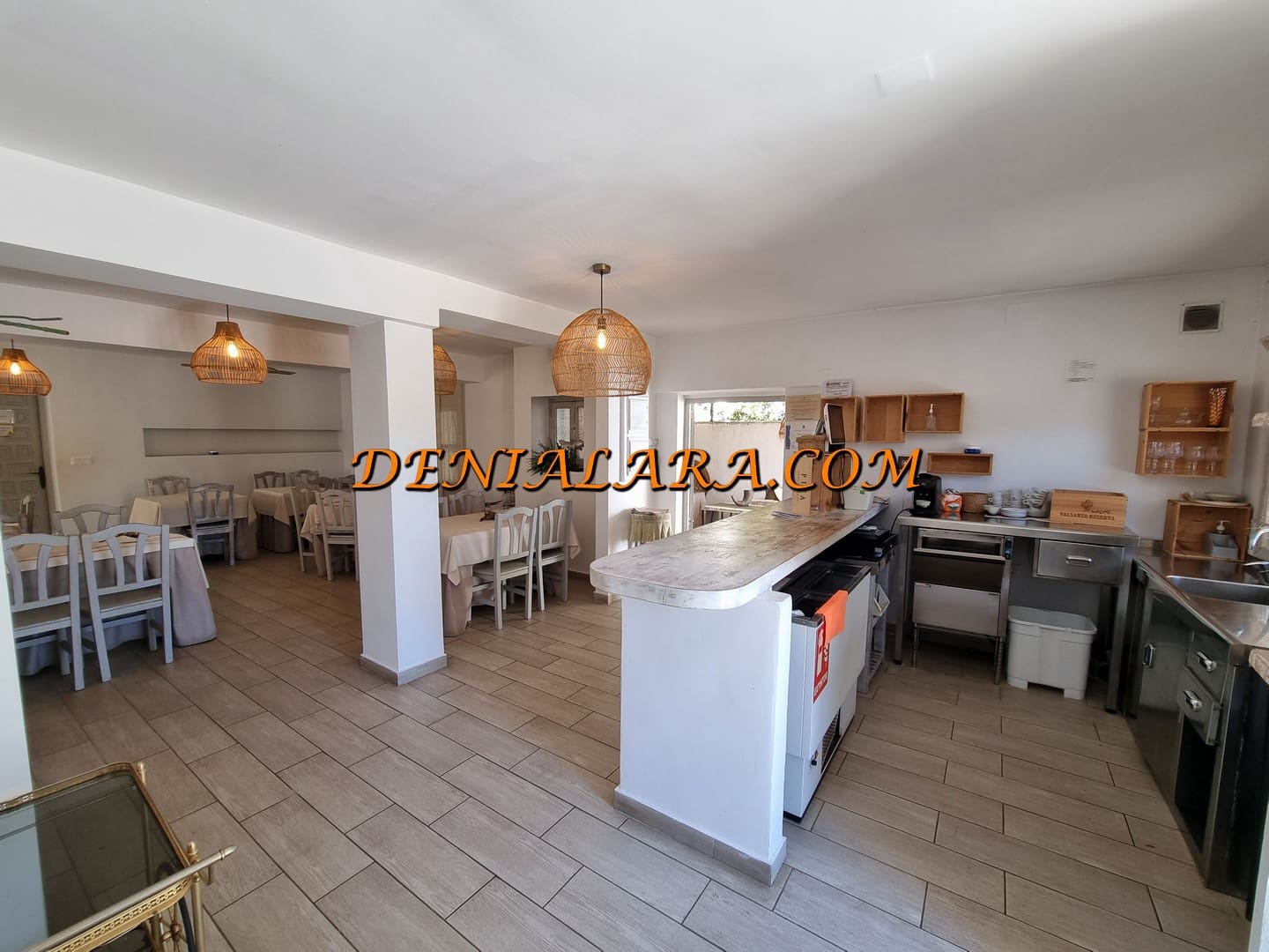 Restaurant/Bar til salg i Denia med garage - € 499.999 (Ref: 8909896)