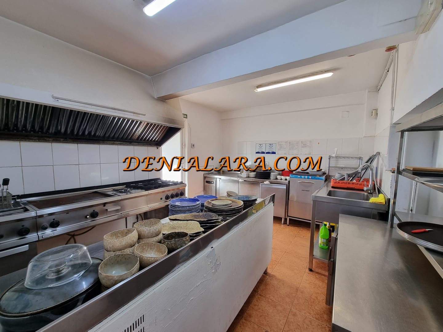 Restaurant/Bar til salg i Denia med garage - € 499.999 (Ref: 8909896)