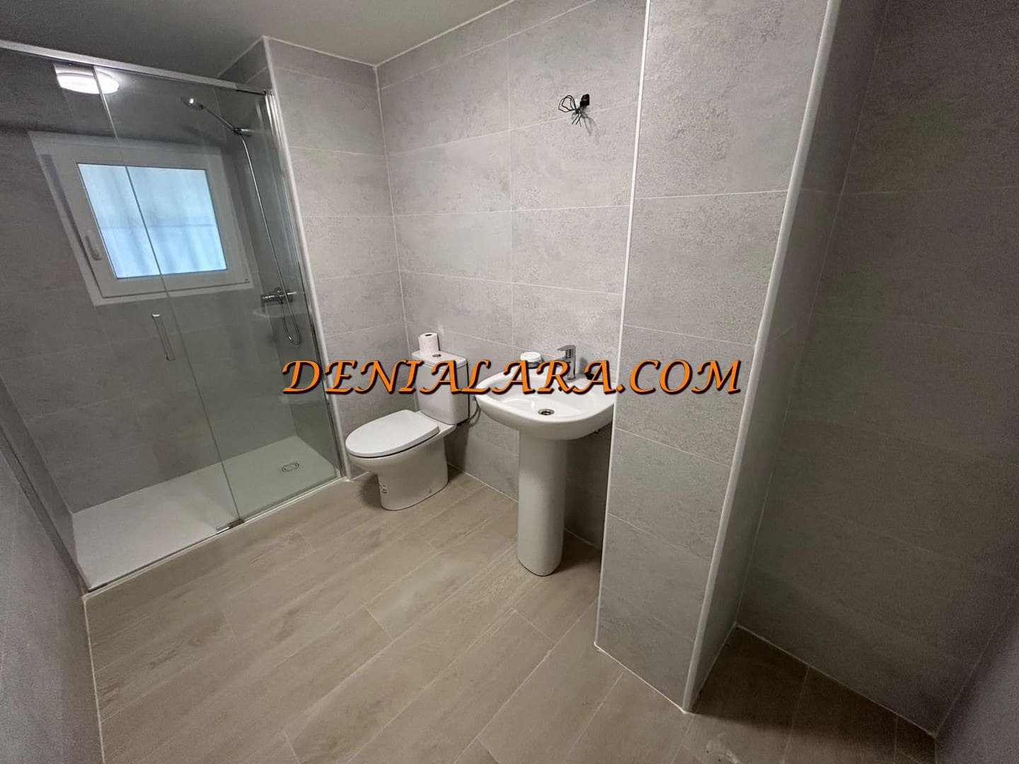 5 bedroom Villa for sale in Denia with garage - € 590,000 (Ref: 8909896)