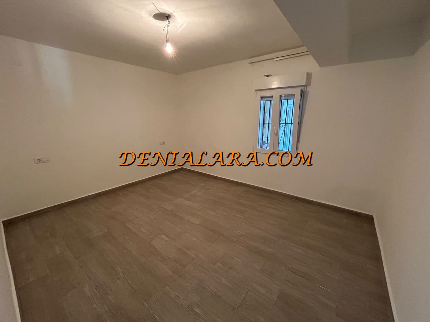 5 bedroom Villa for sale in Denia with garage - € 590,000 (Ref: 8909896)