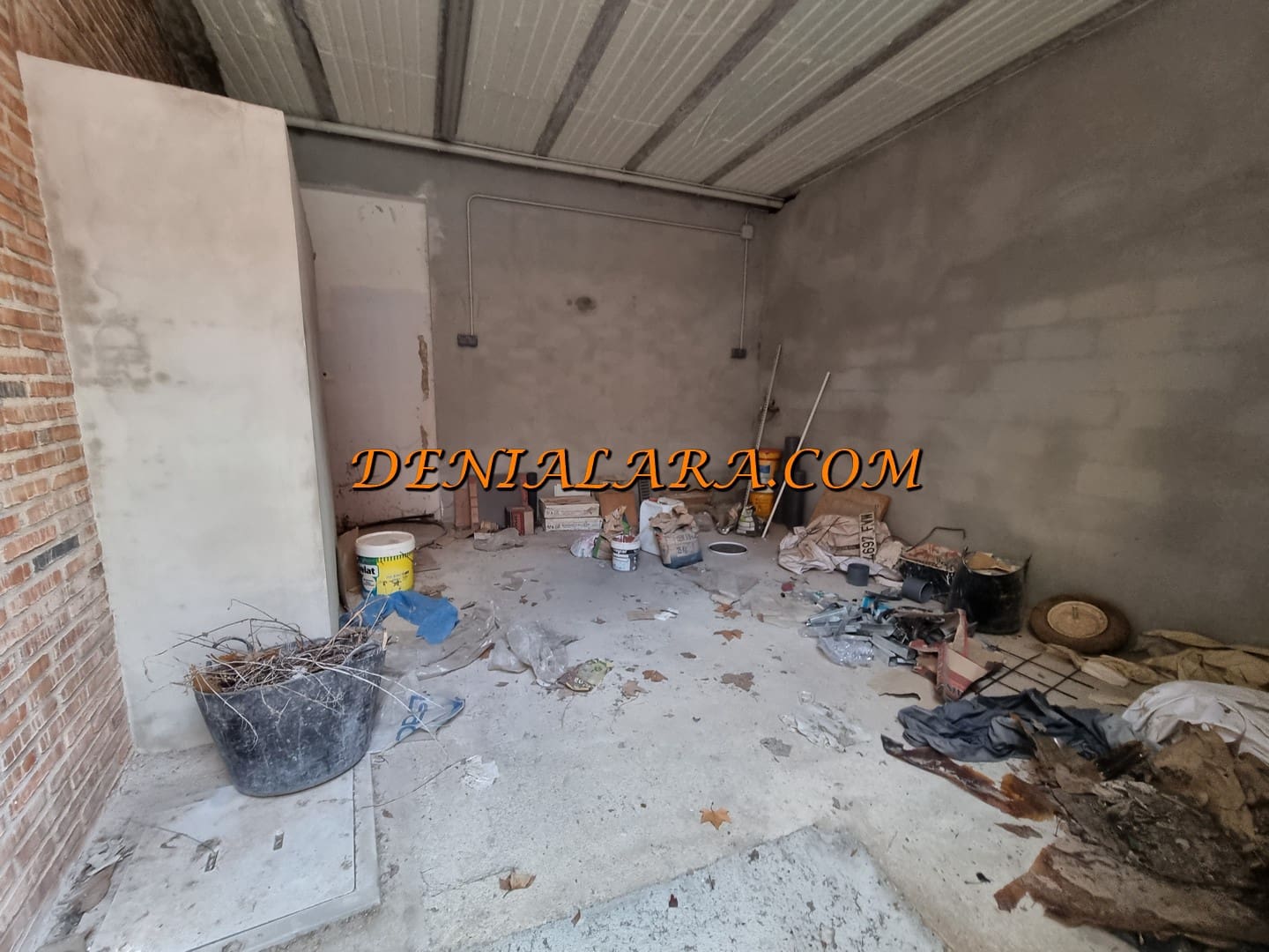 Erhverv til leje i Ondara - € 2.500 (Ref: 8947518)