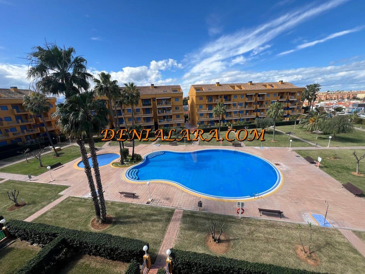 4 bedroom Penthouse for sale in Denia with pool garage - € 580,000 (Ref: 8956358)