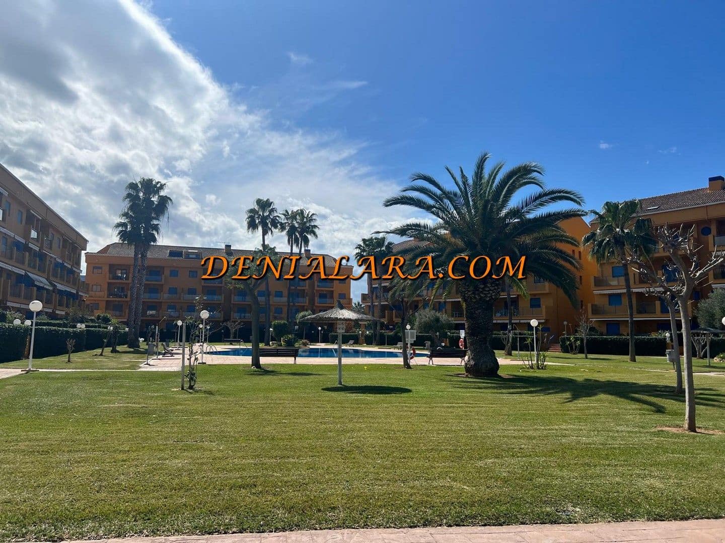 4 bedroom Penthouse for sale in Denia with pool garage - € 580,000 (Ref: 8956358)