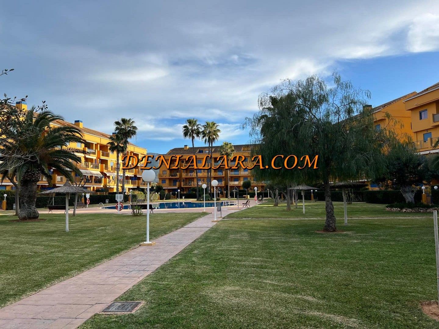 4 bedroom Penthouse for sale in Denia with pool garage - € 580,000 (Ref: 8956358)