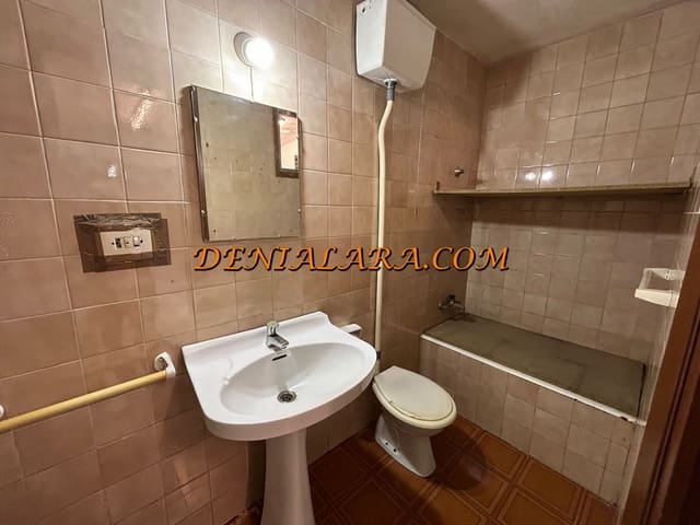 Commerciale da affittare in Dénia - 700 € (Rif: 8993378)