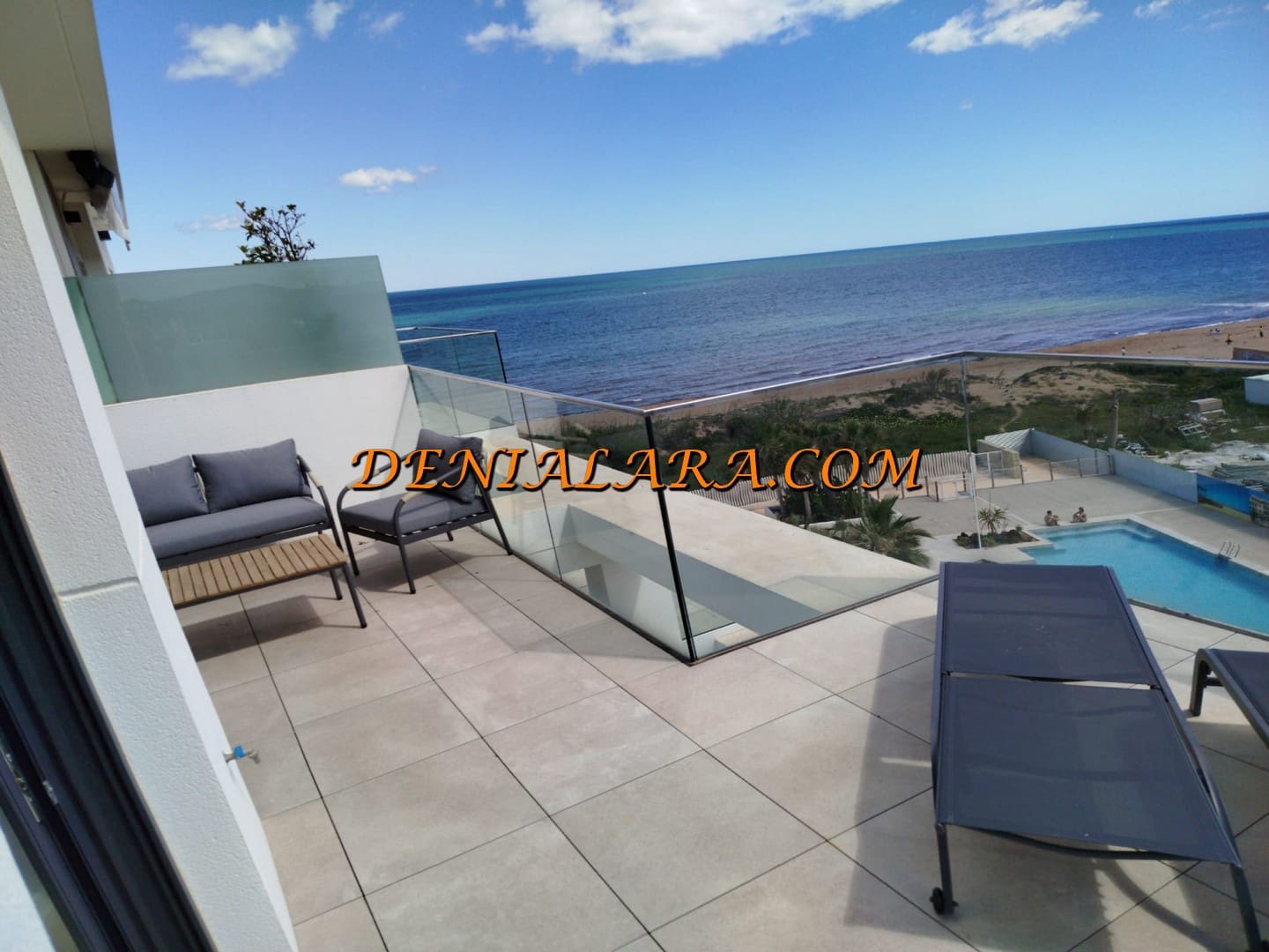 3 sypialnia Penthouse na sprzedaż w Denia z basenem garażem - 749 000 € (Ref: 9031078)