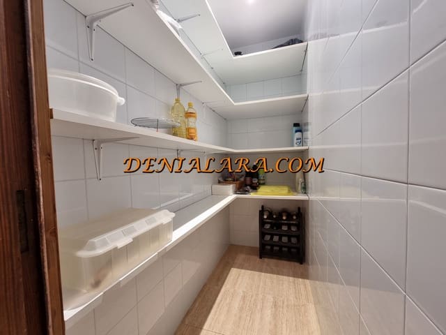 4 bedroom Townhouse for sale in Pego with garage - € 144,999 (Ref: 9058649)