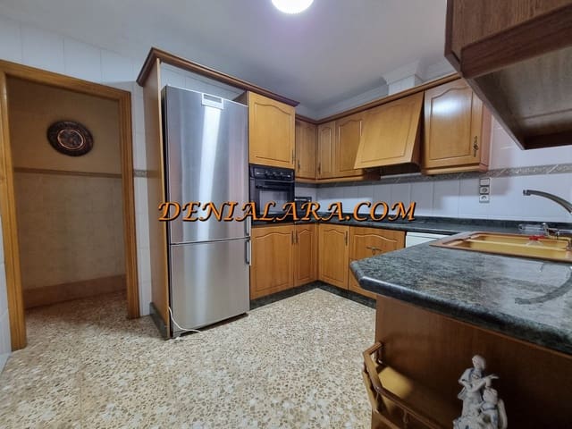 4 bedroom Townhouse for sale in Pego with garage - € 144,999 (Ref: 9058649)