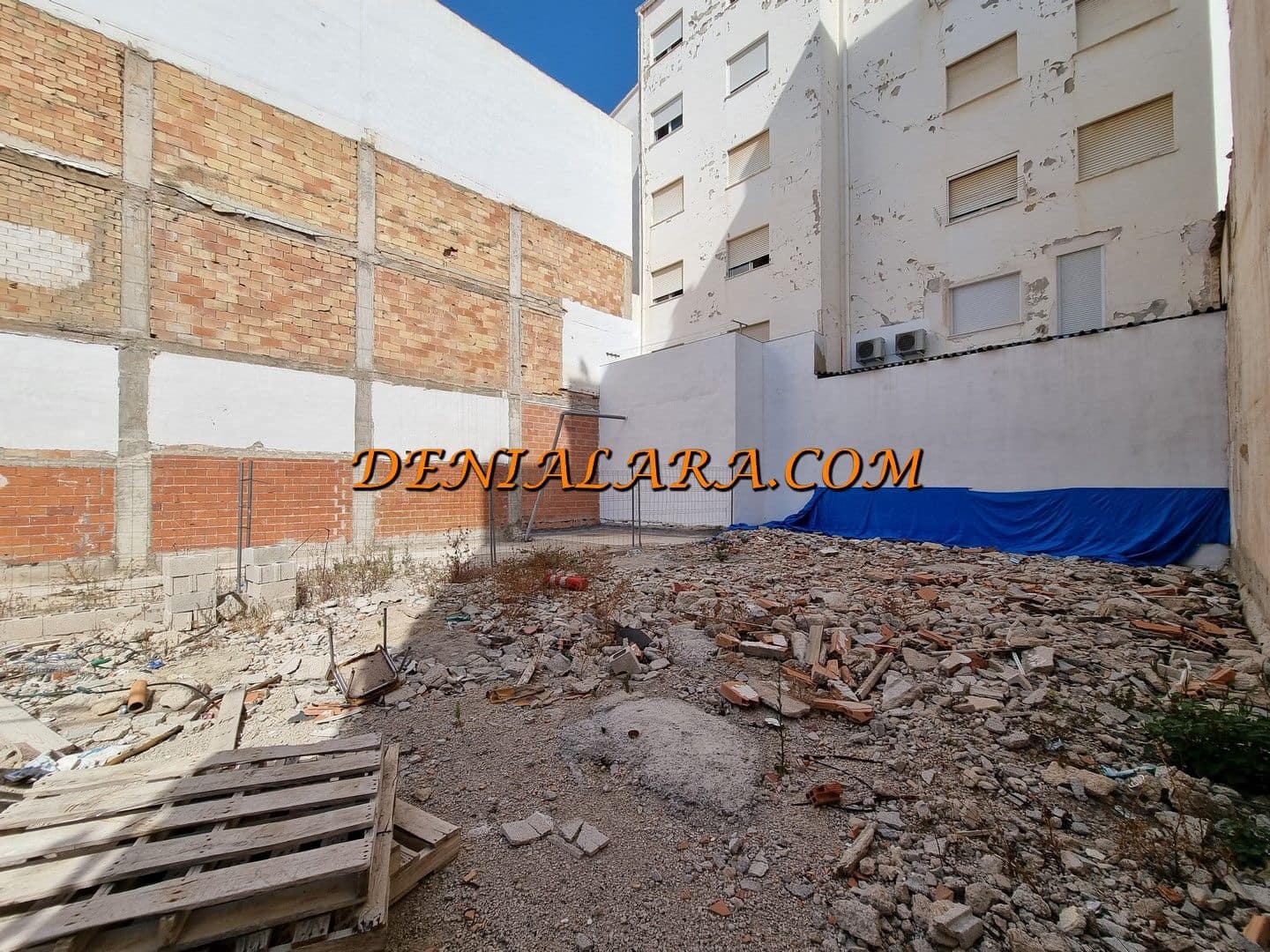 Erhverv til salg i Denia - € 129.999 (Ref: 9077112)