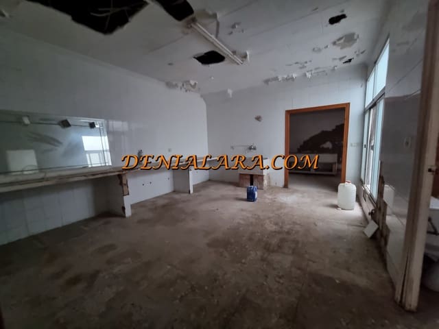 Commercial for sale in Ondara - € 94,999 (Ref: 9079812)