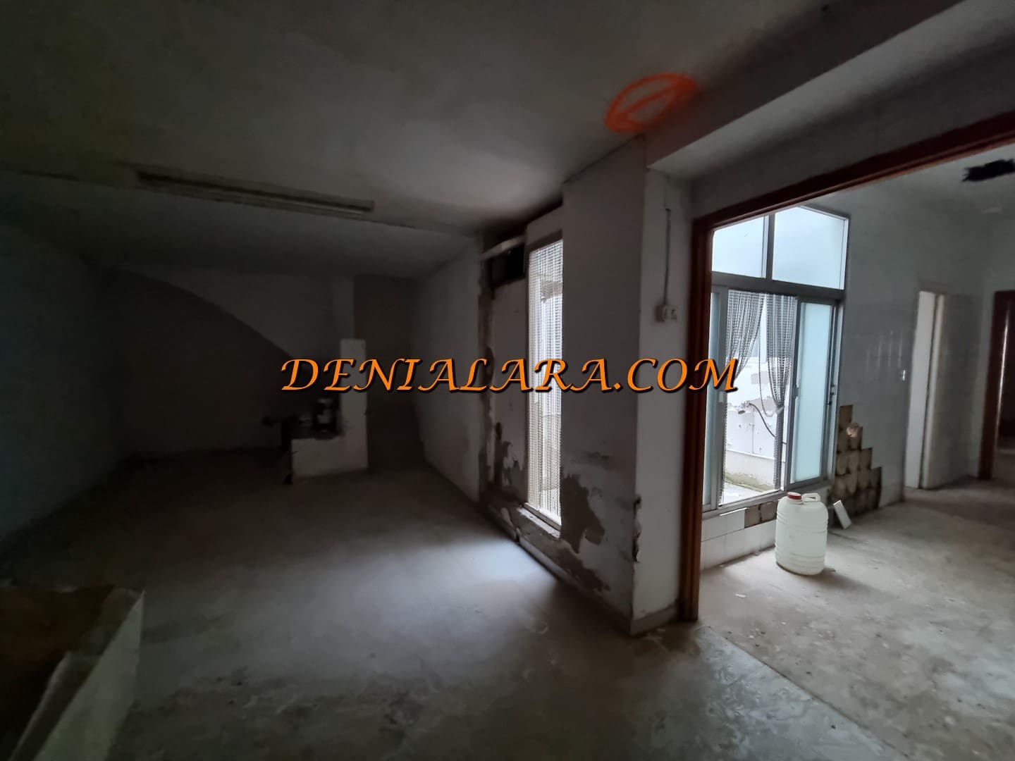 Erhverv til salg i Ondara - € 94.999 (Ref: 9079812)